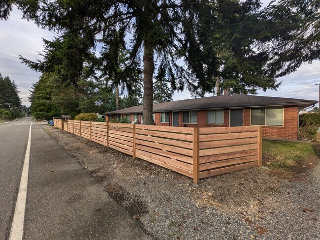 Foto del edificio - 19207 60th Ave W
