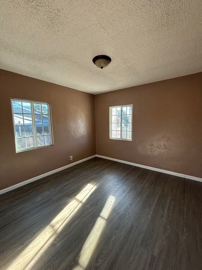 Foto del edificio - 621 66th St