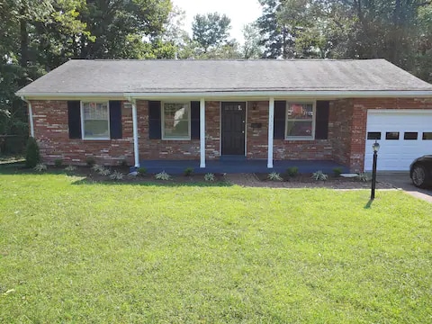 Building Photo - 3502 Danada Dr
