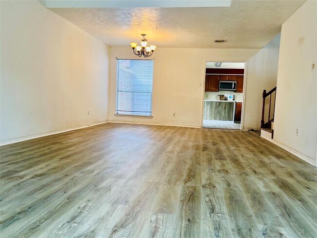 Foto del edificio - 11703 Glenwolde Dr