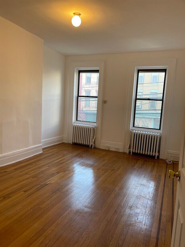Foto del edificio - 397 Palisade Ave