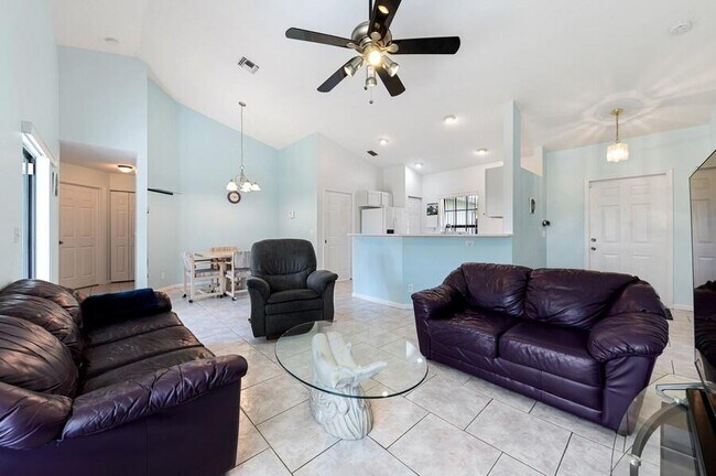 Building Photo - 16934 Key Lime Blvd