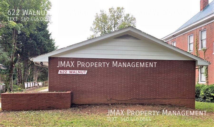 Foto principal - 622 Walnut Ave SW