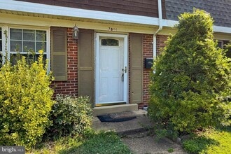 Building Photo - 7844 Snead Ln