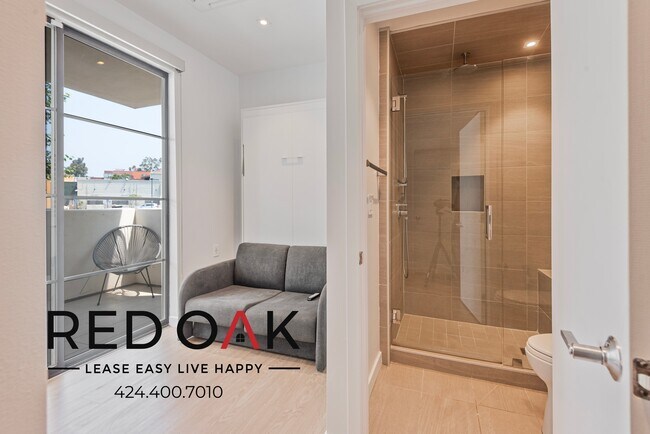 Foto del edificio - 11649 Mayfield Ave