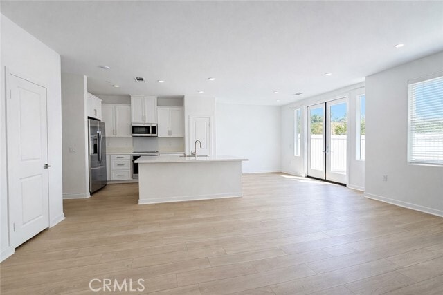 Building Photo - 8327 Gabrielino Ct