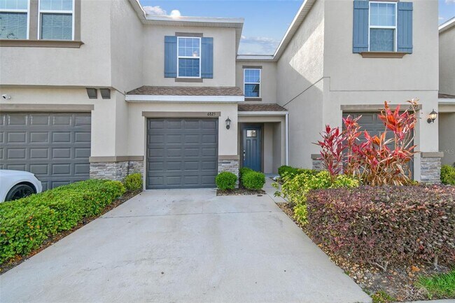 Foto del edificio - 6825 Citrus Creek Ln