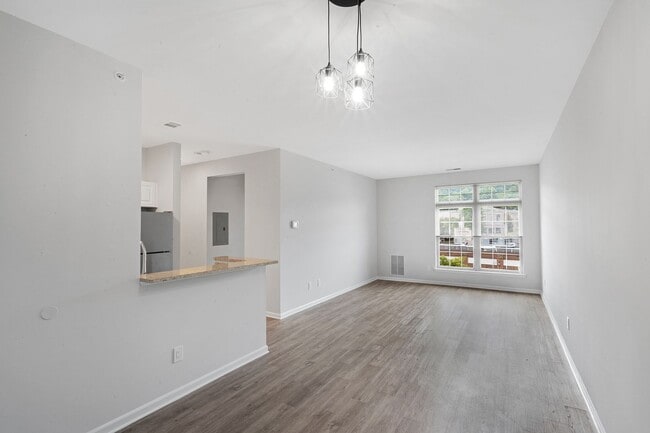 Interior Photo - BELLCLAIRE, LLC