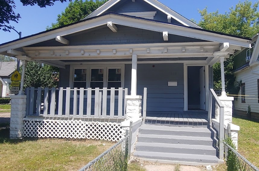 Primary Photo - 1532 W Concordia Ave