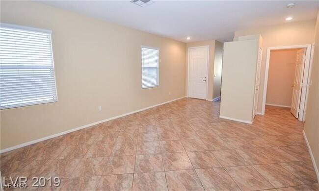 Building Photo - 269 Lenape Heights Ave