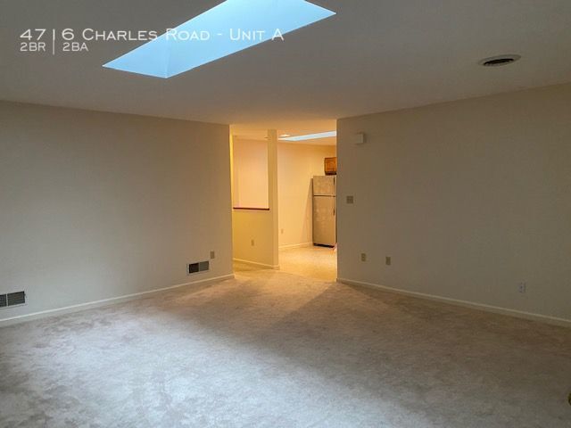 Foto del edificio - 4716 Charles Rd