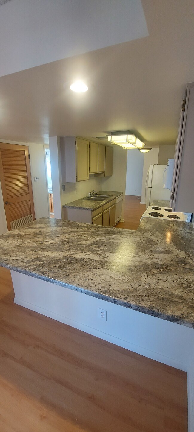 Foto del edificio - 5955 E 10th Ave