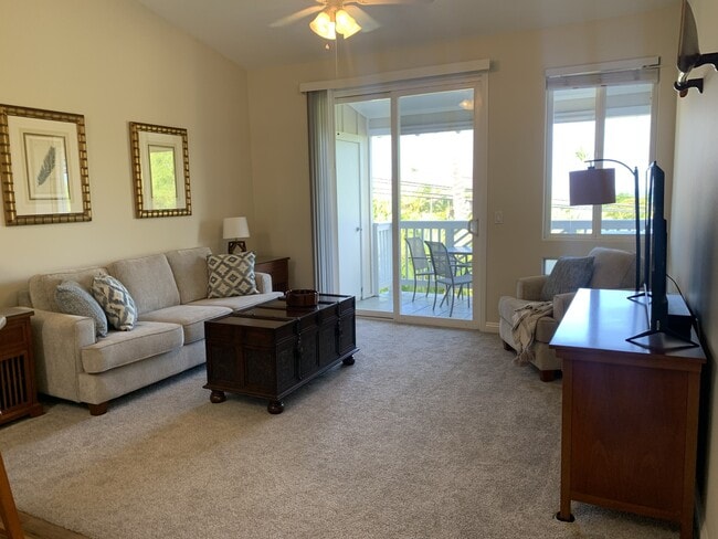 Building Photo - 75-6009 Alii Dr