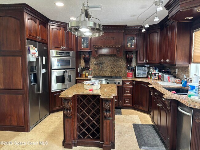 Building Photo - 1192 White Oak Cir