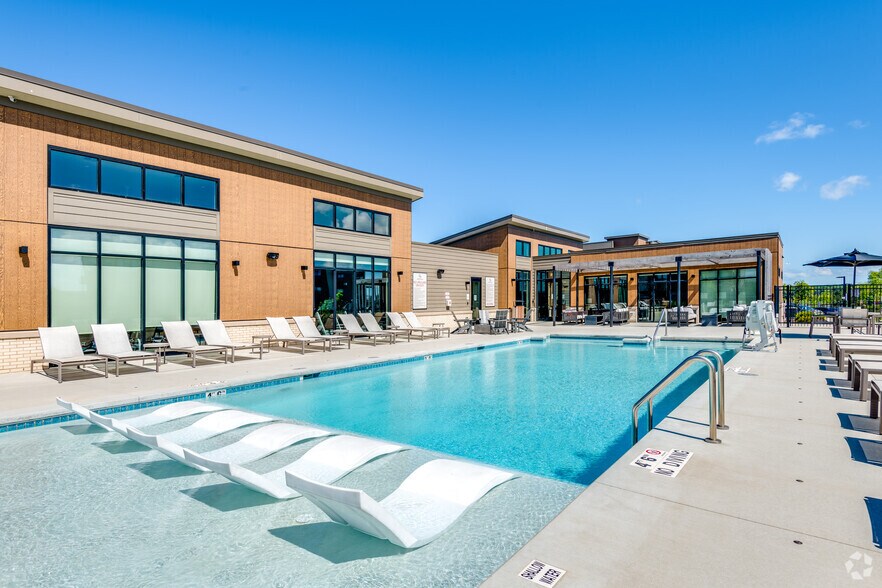 Statesman Apartments