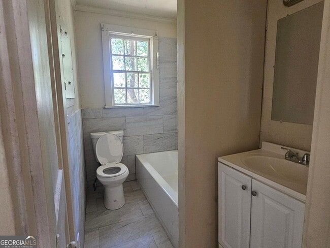 Building Photo - 3696 Flamingo Dr