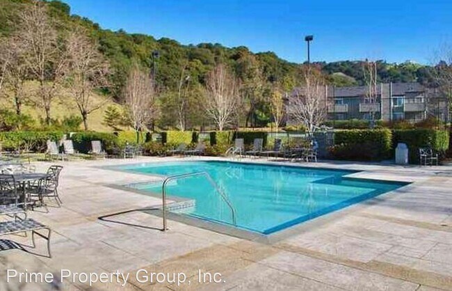 Foto del edificio - 2 br, 2 bath House - 495 Canyon Oaks Drive...