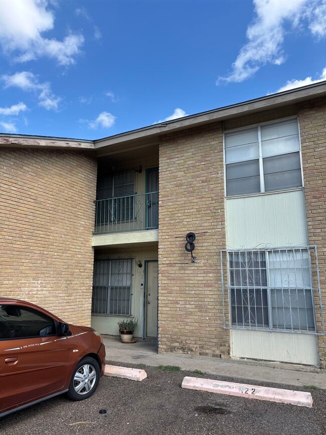 Building Photo - 5302 Springfield Ave