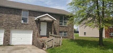 Building Photo - 4345-4347-4347 Santa Anna Dr