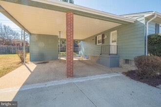 Building Photo - 7 Cedar Bluff Ct