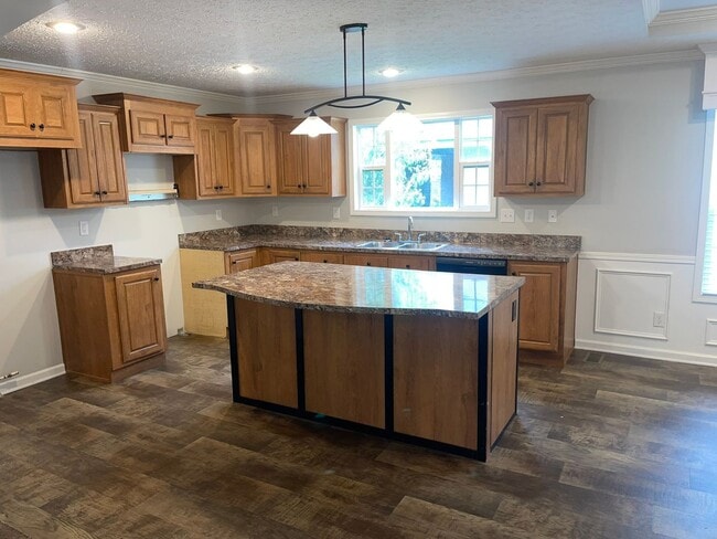 Foto del edificio - Beautiful 3 Bedroom Home in Lockwood Community!