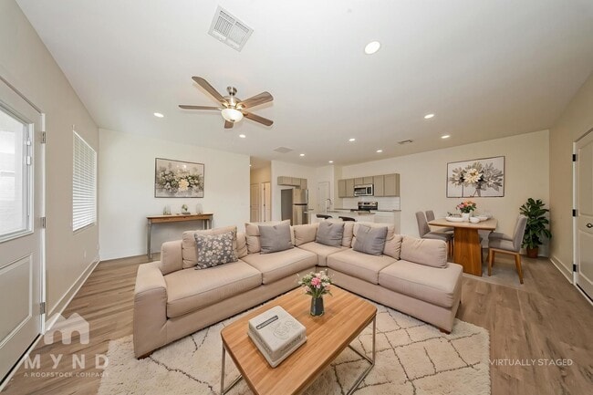Building Photo - 5788 E Bristol Cir