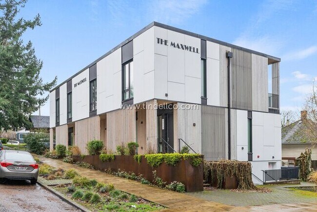 Building Photo - 8348 N Willamette Blvd