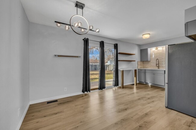 Foto del edificio - 5545 Elkhart St