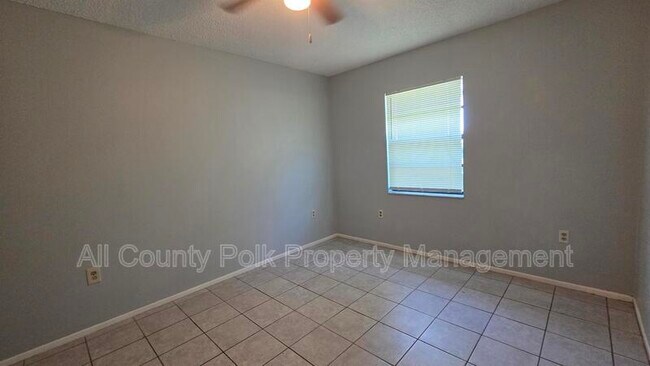Foto del edificio - 1344 Reynolds Rd