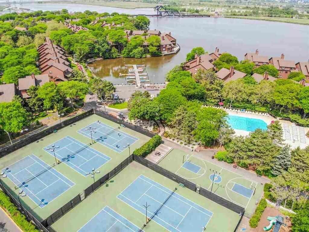 Foto principal - 66 Harbor Key Rd