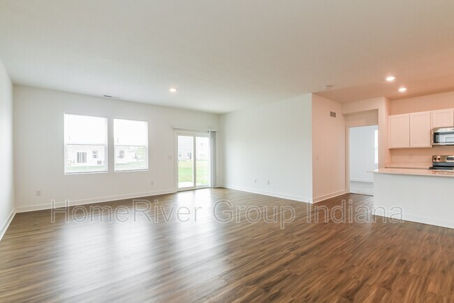 Foto del edificio - 2490 Mounts Run Ln
