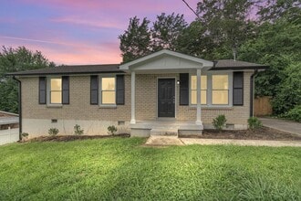Building Photo - 4921 Shihmen Dr