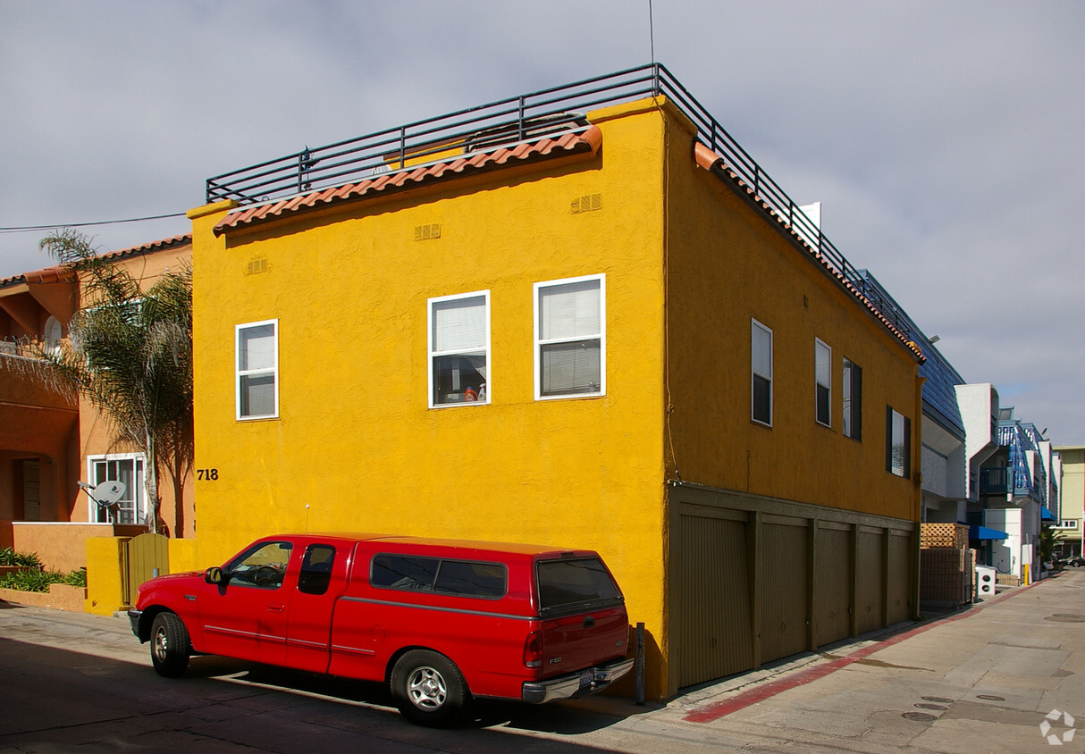 Primary Photo - 4001-4007 Ocean Front Walk & 712,