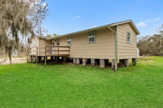 Building Photo - 2929 County Rd 520