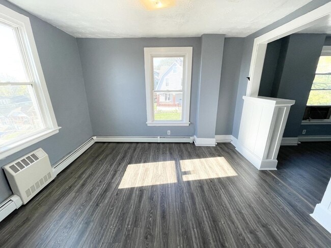 Building Photo - 2501 Highland Ave
