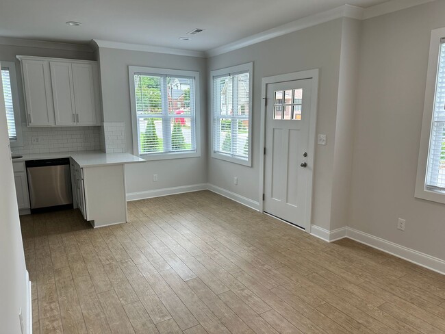Foto del edificio - Beautiful 2 Bedroom Home in Commonwealth P...