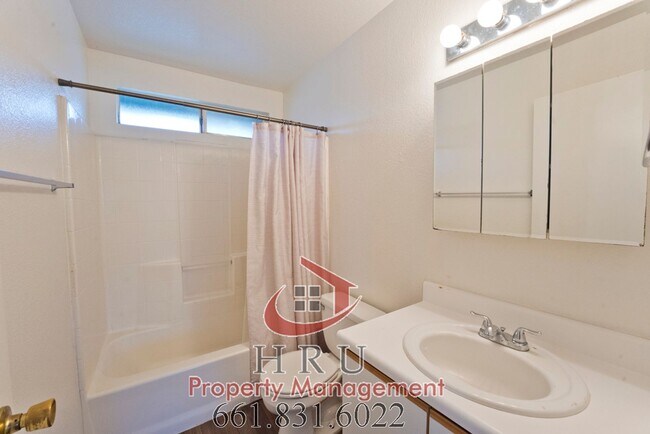Foto del edificio - SW- condo 2bed-1.bath