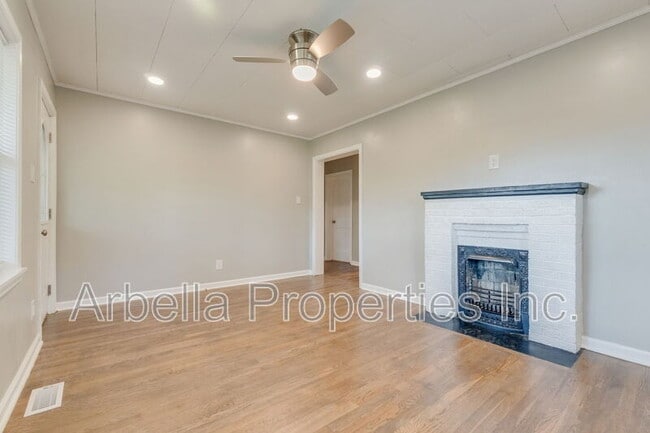 Building Photo - 2637 US-11W