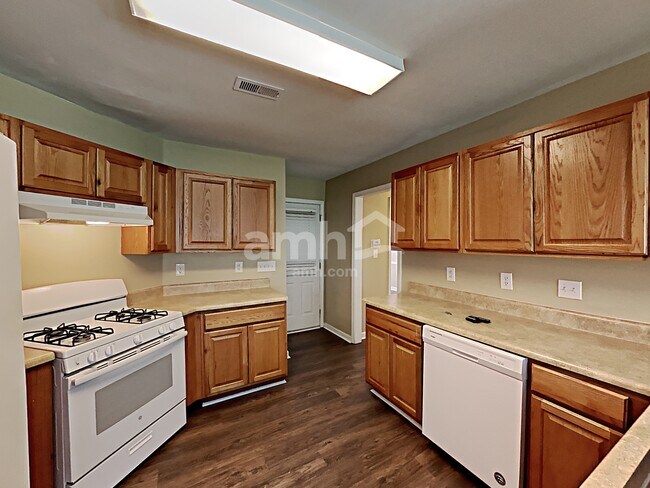 Building Photo - 1525 Jade Cove Drive
