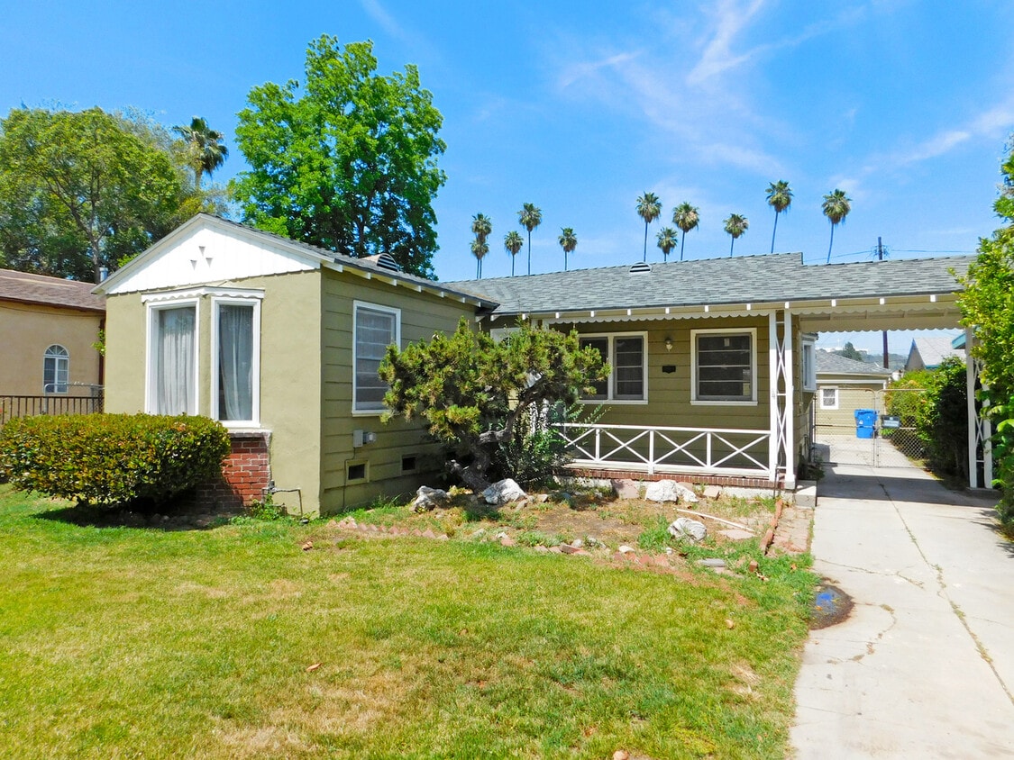 Primary Photo - COMING SOON! Beautiful 4 Bedroom 2.5 Bathr...