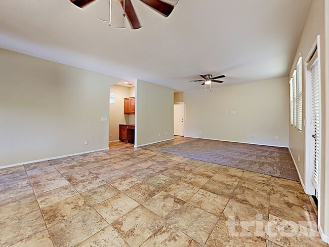 Building Photo - 4376 E Selena Dr