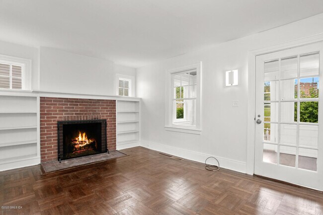 Building Photo - 1 Bolling Pl
