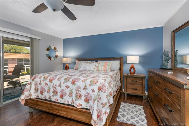 Building Photo - 2600 SE Ocean Blvd