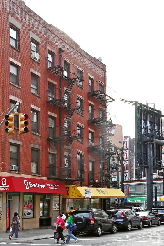 Foto del edificio - 202 Hester St