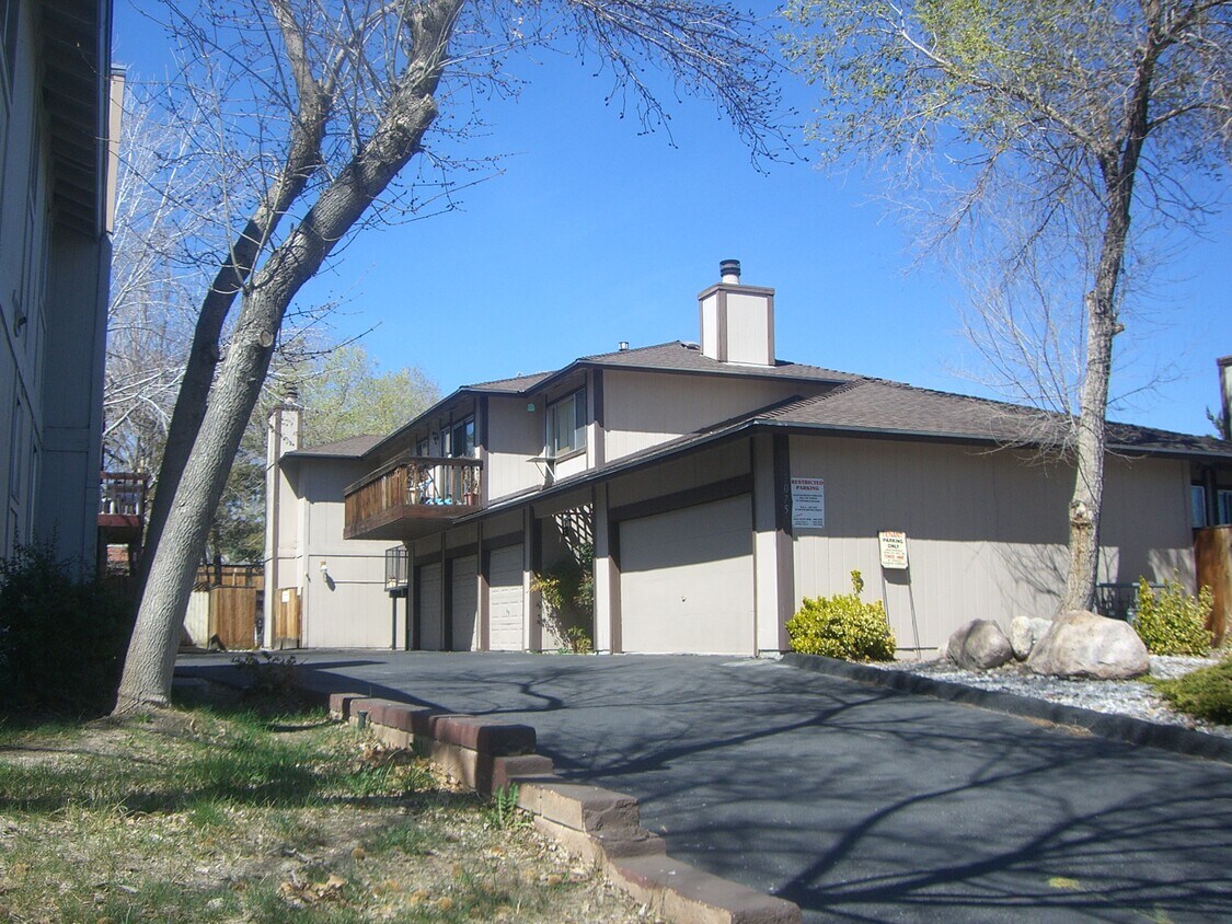 Primary Photo - 3075 Berrum Pl