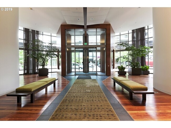 Foto del edificio - 3601 S River Pkwy