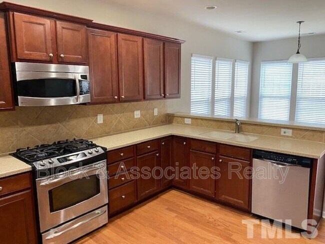 Building Photo - 311 Euphoria Cir