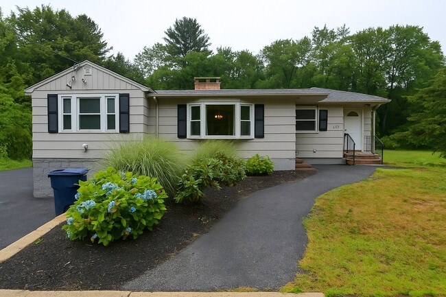 Building Photo - 399 Shawsheen Ave