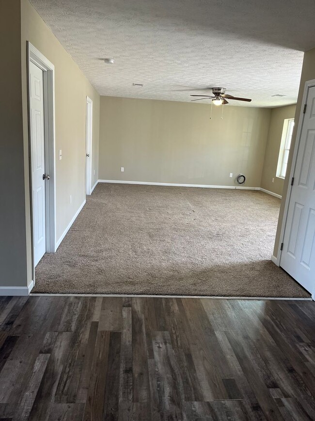 Foto del edificio - 3 bedroom 2 bath single family home