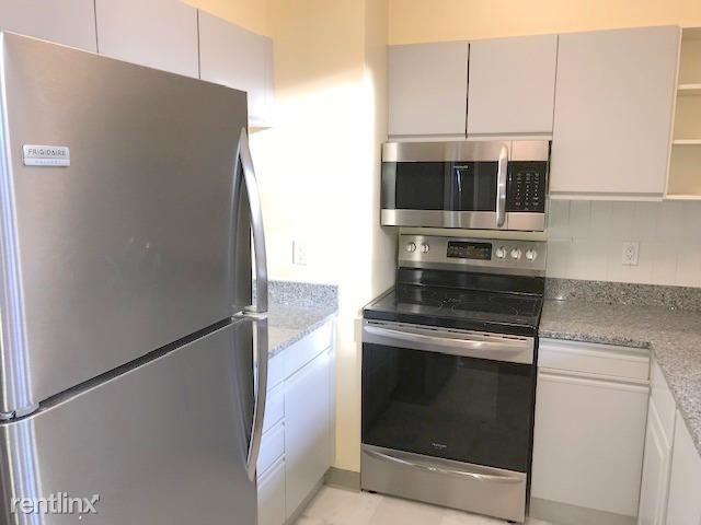 Foto del edificio - 3 br, 2 bath  - 38 Walden St